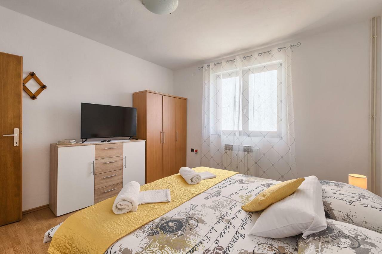Apartman D&D, Dvorine 63 Banjole Kültér fotó